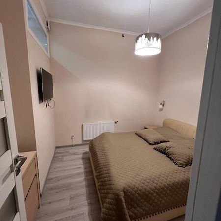 Apartments On Sholom Aleikhema Lviv Luaran gambar